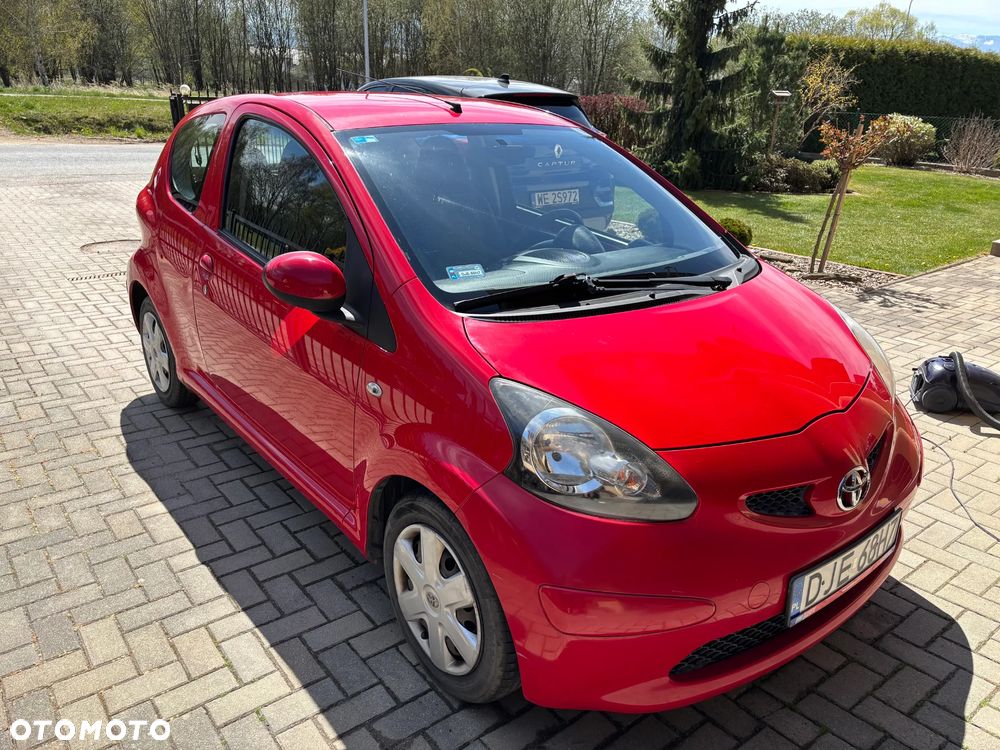Toyota Aygo CoolRed - 2