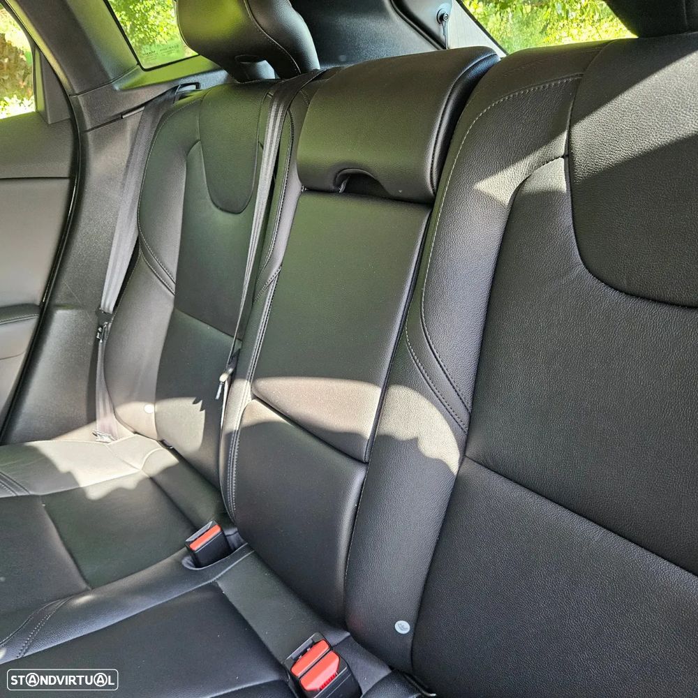 Volvo V40 1.6 D2 Kinetic Powershift Eco - 27