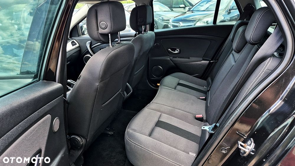 Renault Megane TCe 180 Luxe - 31