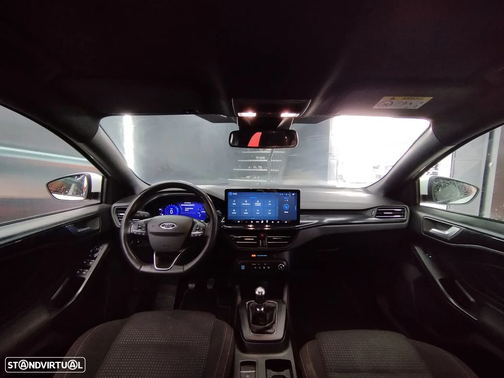 Ford Focus SW 1.0 EcoBoost ST-Line - 13