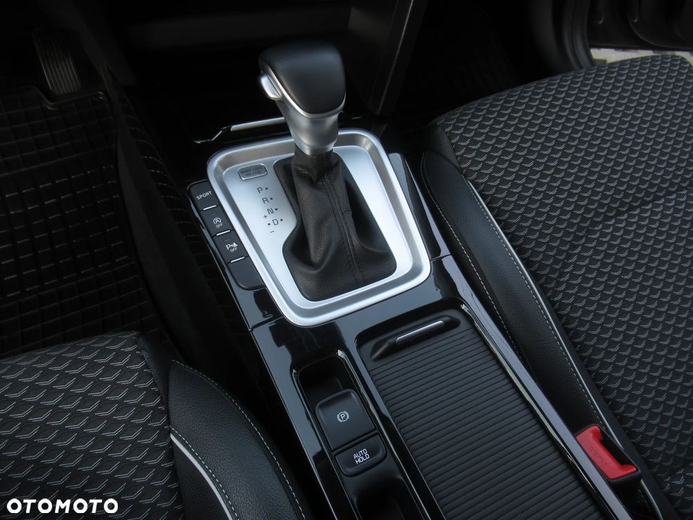 Kia XCeed 1.5 T-GDI L DCT - 16