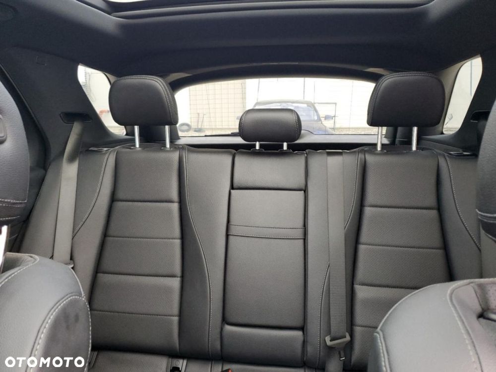 Mercedes-Benz GLE - 10