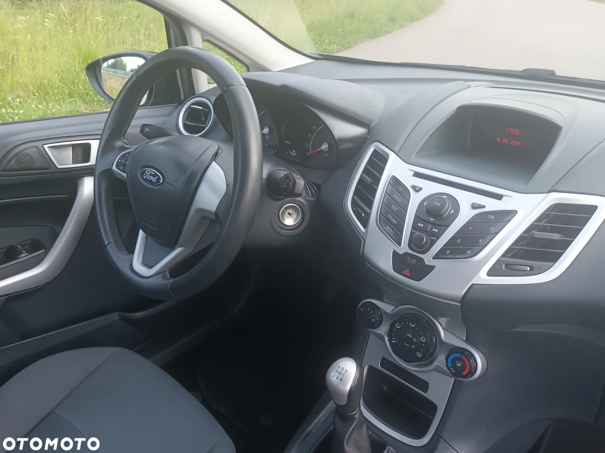 Ford Fiesta 1.25 Ambiente - 17