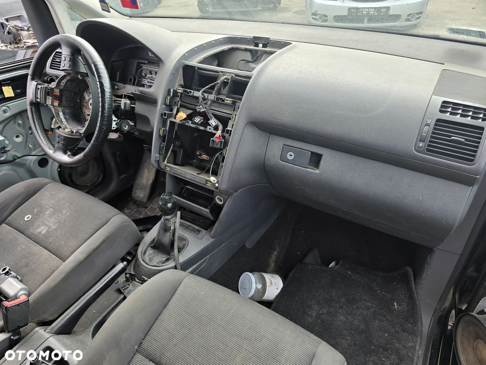 A120 / VOLKSWAGEN TOURAN / NA CZĘŚCI - 7