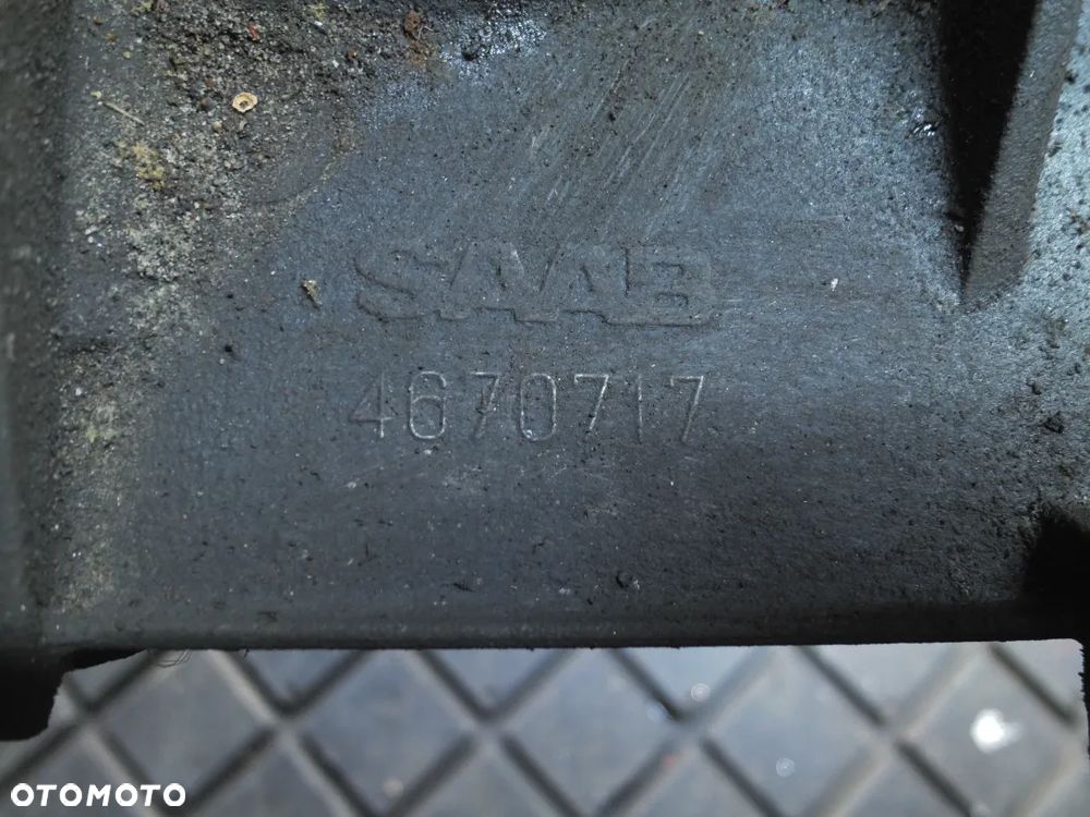 ŁAPA MOCOWANIE SPRĘŻARKI SAAB 9-5 95 2.3 T 4670717 - 2
