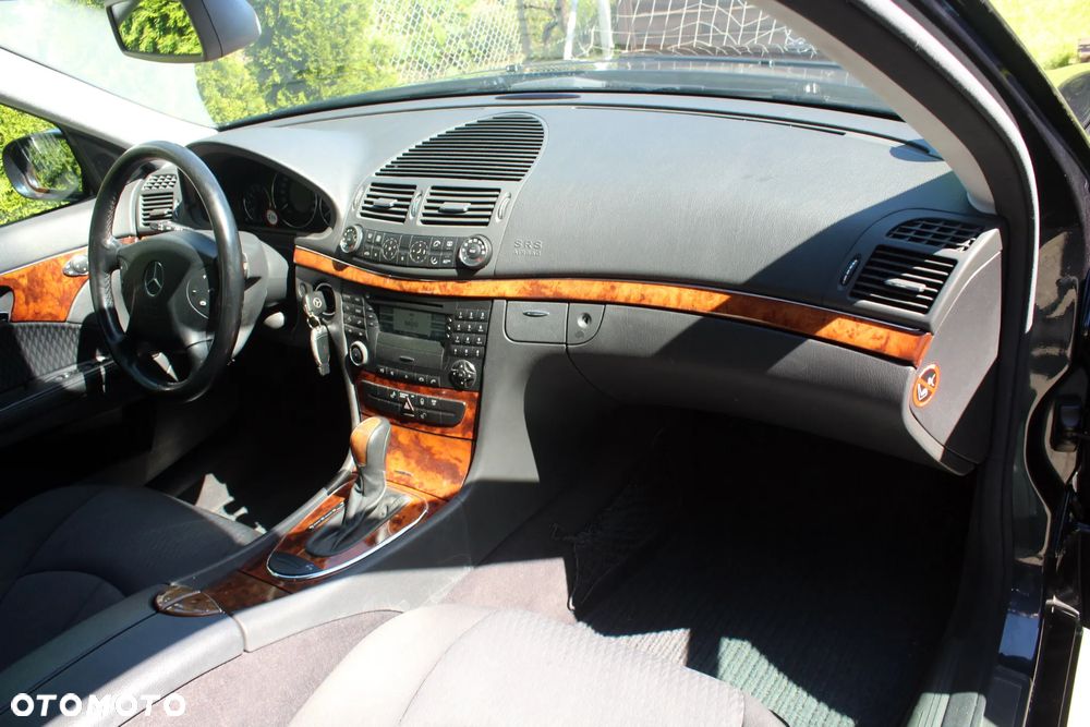 Mercedes-Benz Klasa E 200 Kompressor Automatik Elegance Sport Edition - 12
