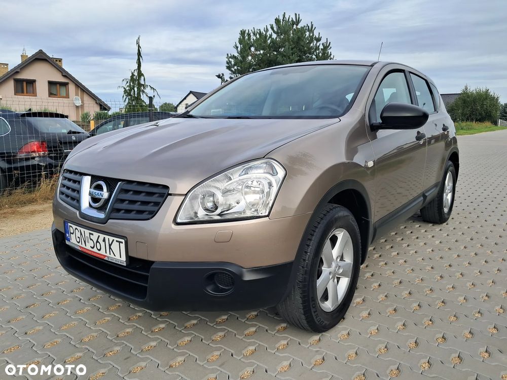 Nissan Qashqai 1.6 visia - 2