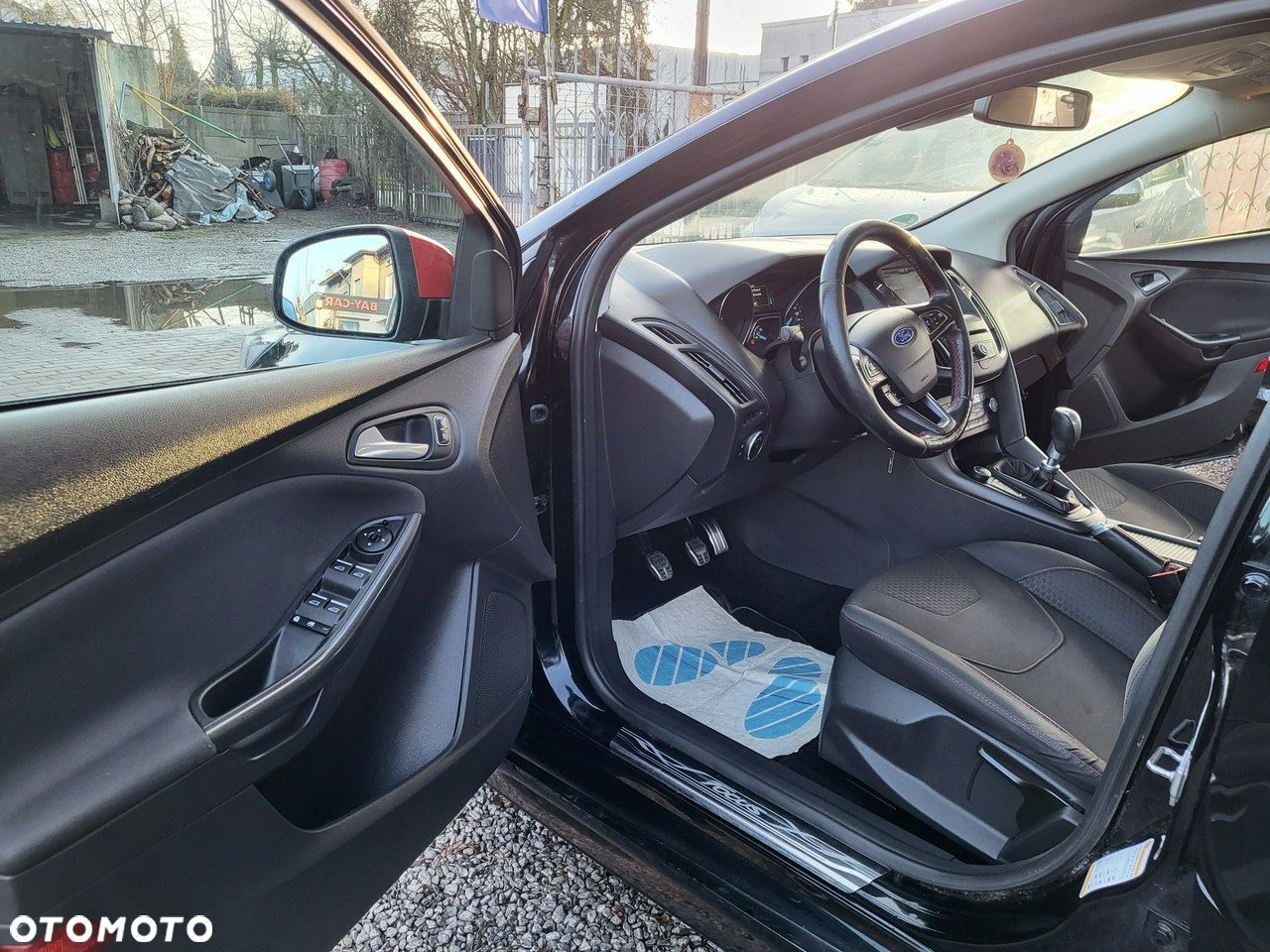 Ford Focus - 10