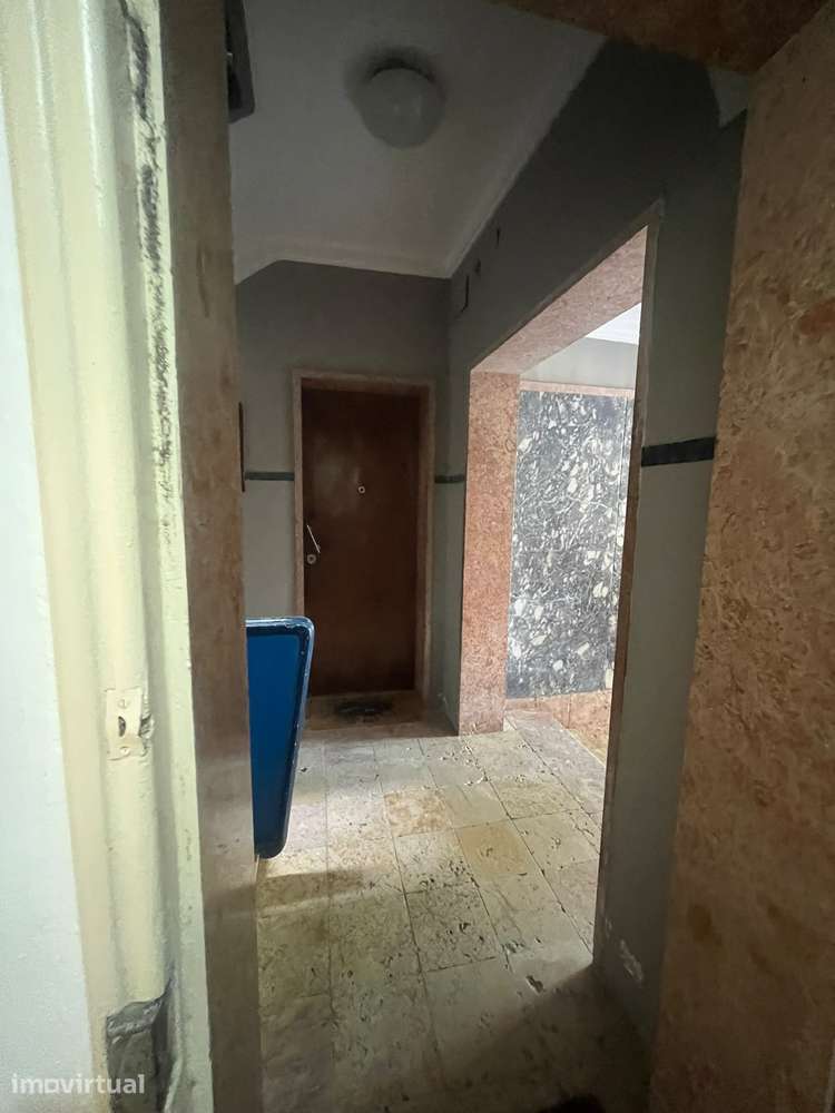 T2 para Arrendamento na Amadora – Excelente Localização - Grande imagem: 3/12