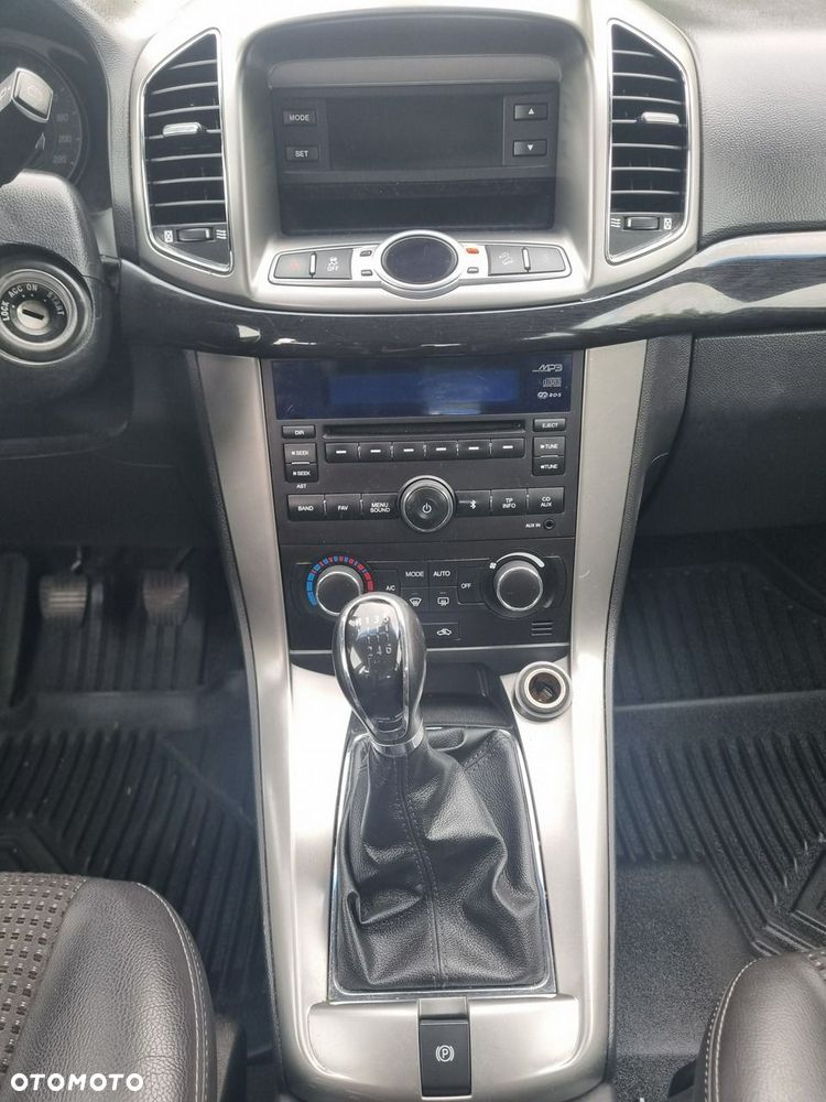 Chevrolet Captiva 2.4 2WD LT - 19