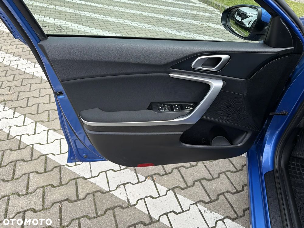 Kia Ceed 1.6 CRDi SCR L Business Line - 26