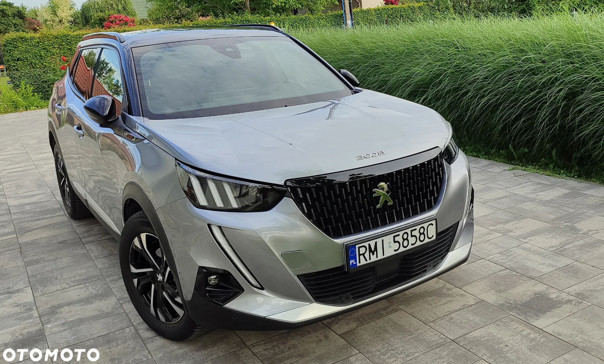 Peugeot 2008 1.5 BlueHDi GT S&S - 4