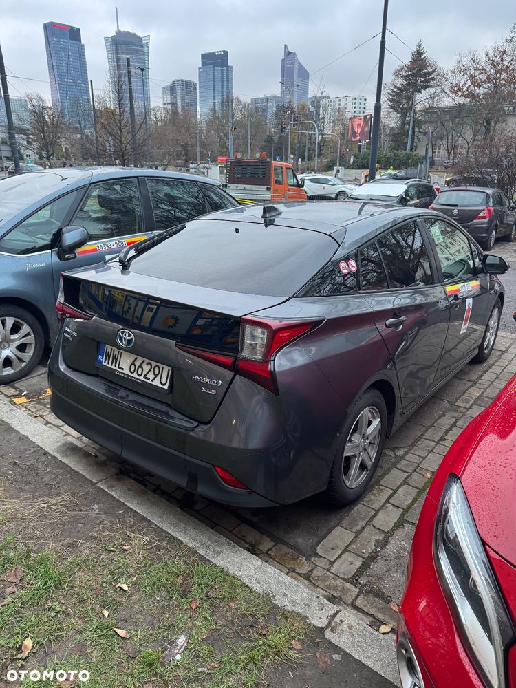 Toyota Prius 1.8 Hybrid Premium - 1