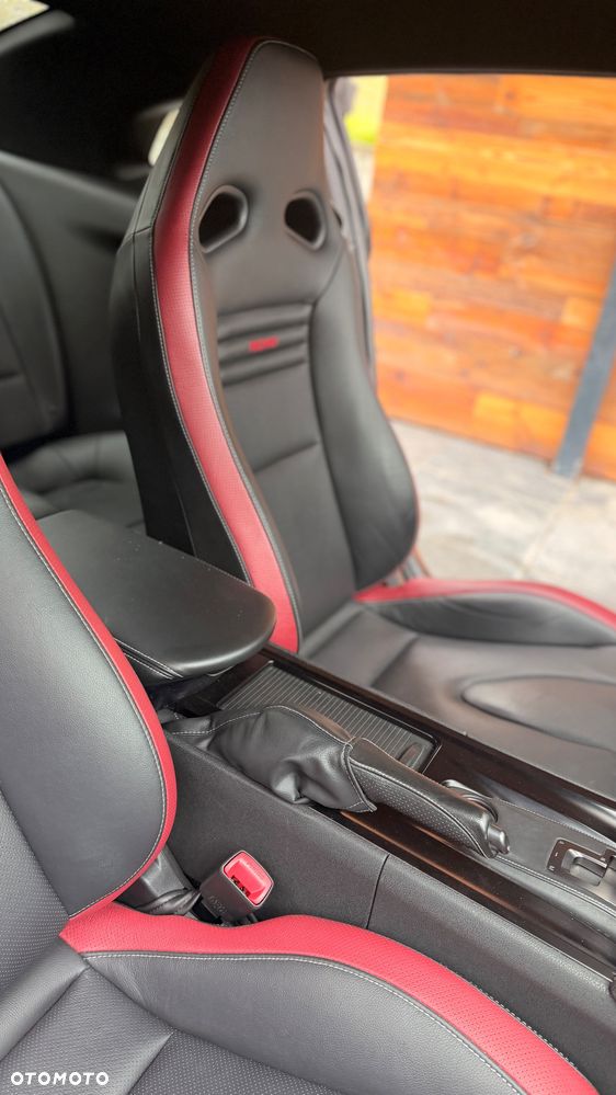 Nissan GT-R - 28