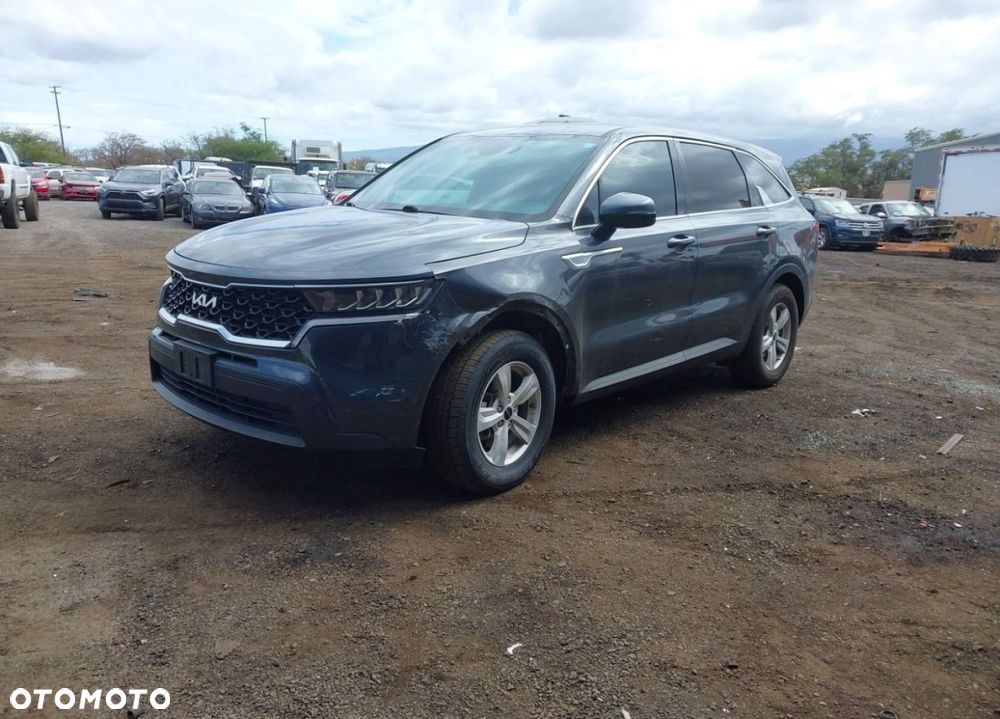 Kia Sorento - 2