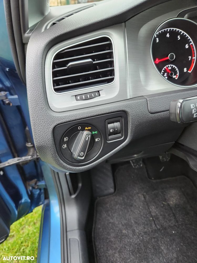 Volkswagen Golf 1.0 TSI BMT Comfortline - 19