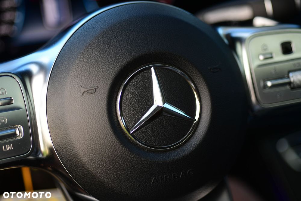Mercedes-Benz Klasa E 220 d 4-Matic AMG - 29