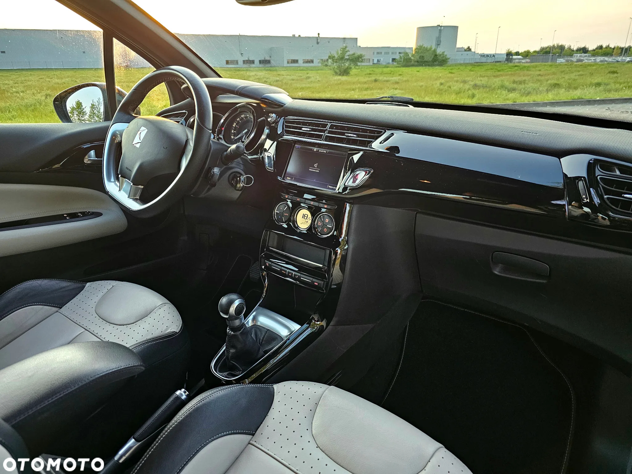 Citroën DS3 PureTech 110 Start & Stop So Paris - 14