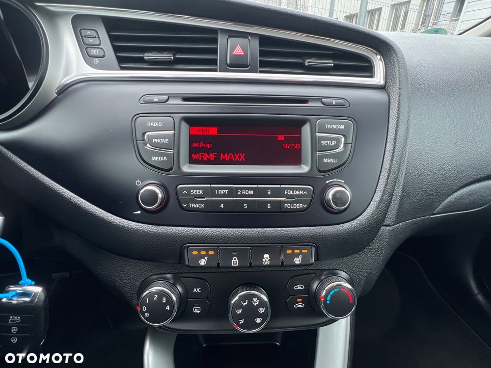 Kia Ceed 1.4 Vision - 24