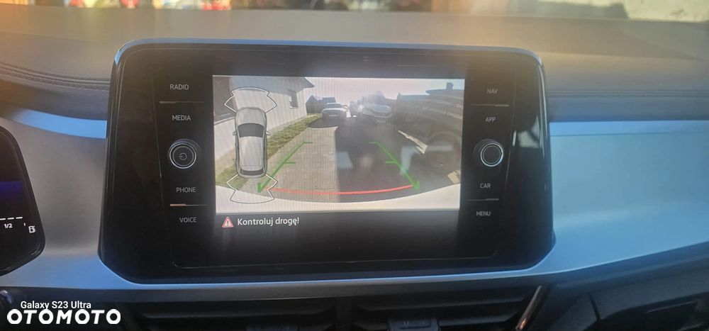 Volkswagen T-Roc 1.5 TSI Life DSG - 4