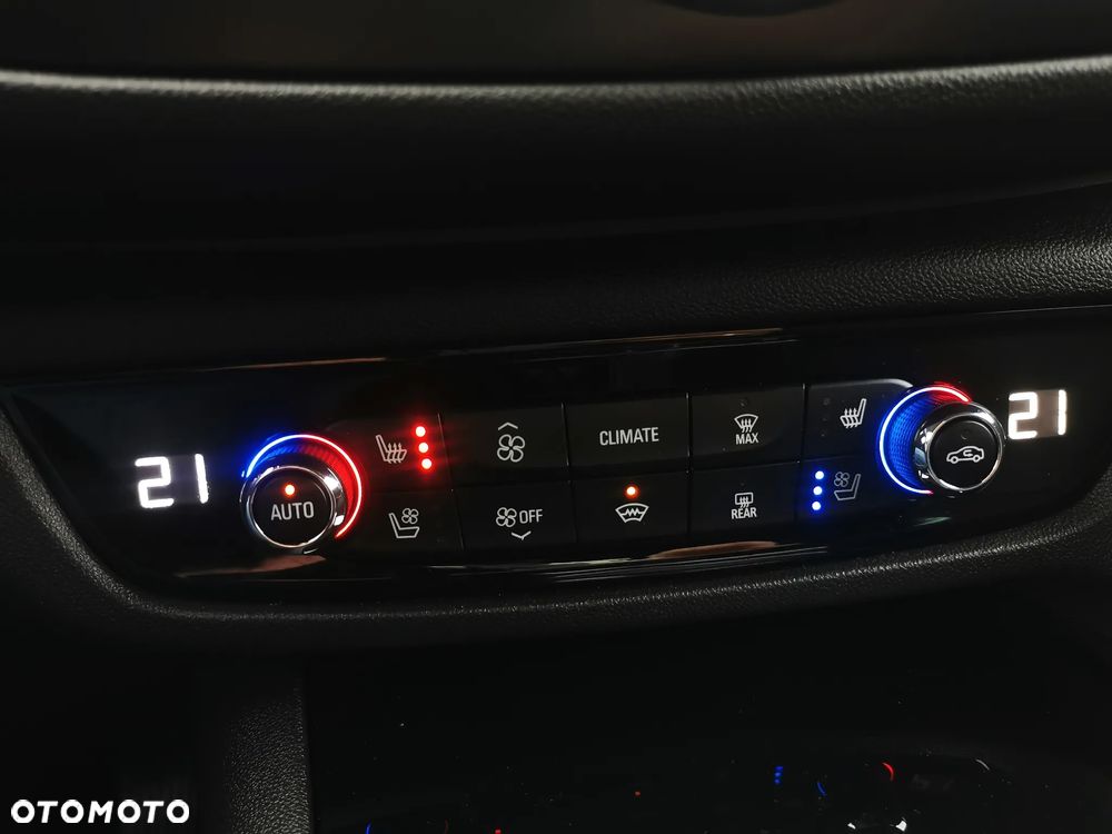 Opel Insignia 1.5 T Elite S&S - 25