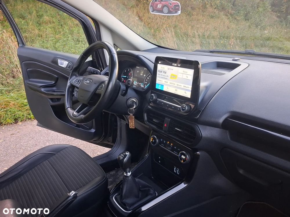 Ford EcoSport - 18