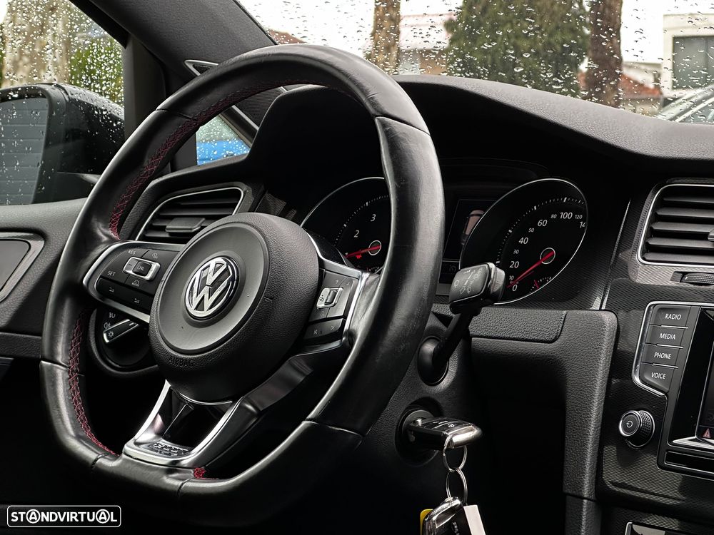VW Golf GTI BlueMotion - 34
