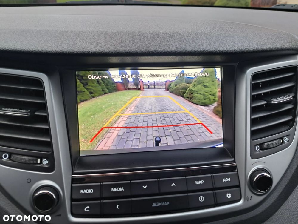 Hyundai Tucson blue 1.6 GDi 2WD Navi - 17