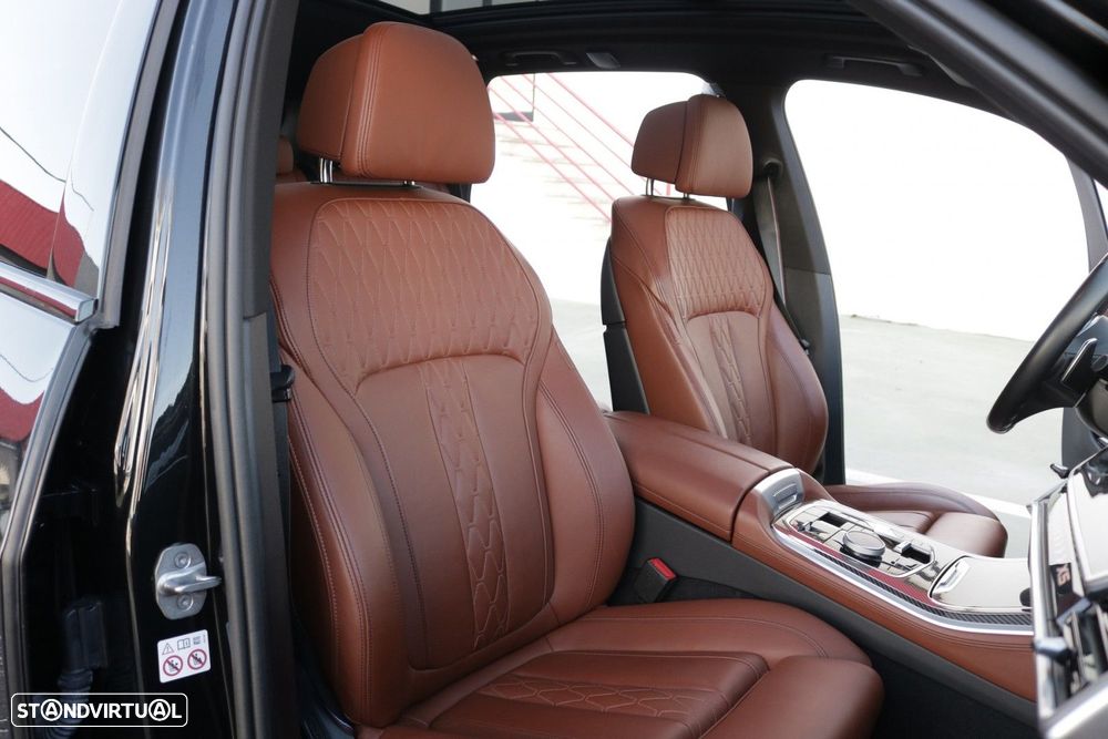 BMW X5 50 e xDrive Pack M Desportivo Pro - 31