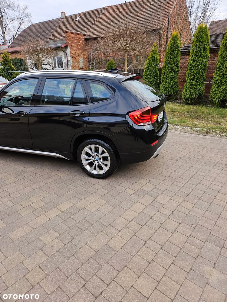 BMW X1 sDrive18i Sport Line - 4