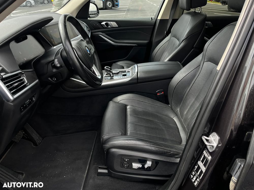 BMW X7 xDrive40d - 11