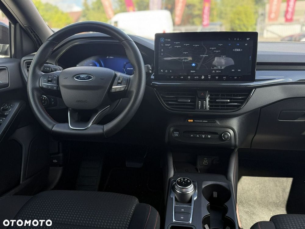 Ford Focus 1.5 EcoBlue STart-Stopp-System ST-LINE X - 12