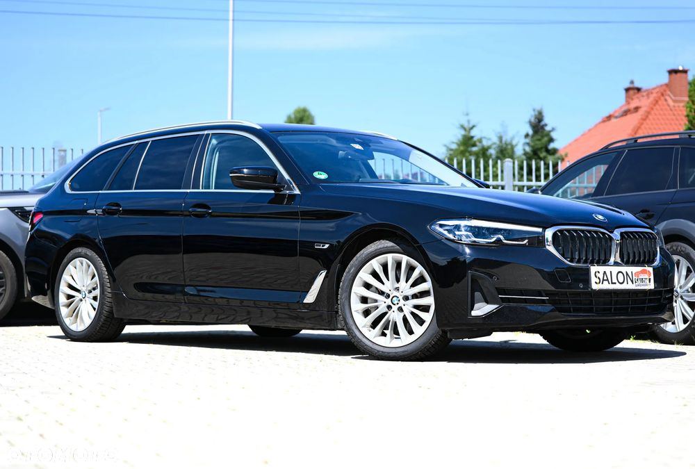 BMW Seria 5 530e - 30