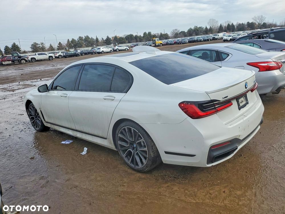 BMW Seria 7 750Li xDrive - 2