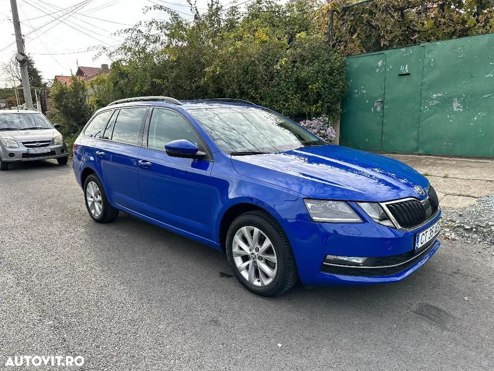 Skoda Octavia 1.6 TDI DSG Ambition - 3