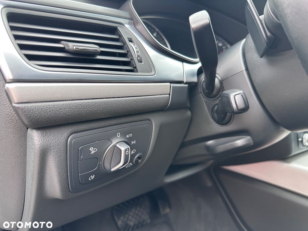 Audi A6 Avant 2.0 TDI quattro S tronic - 17