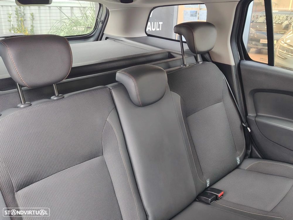 Dacia Logan MCV 0.9 TCe Stepway - 23