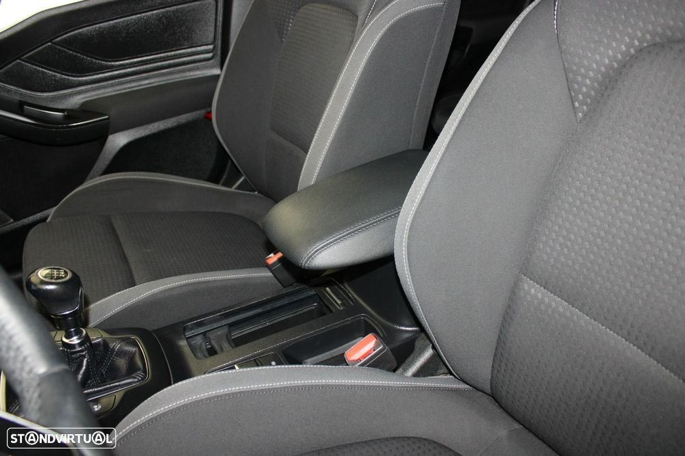 Ford Focus SW 1.5 TDCi EcoBlue Business - 23