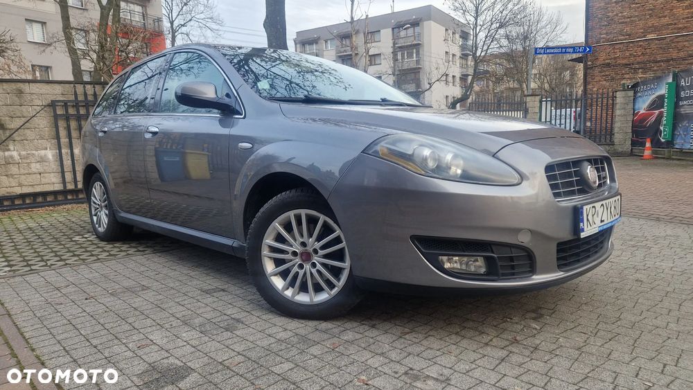 Fiat Croma 1.9 JTD Dynamic - 2