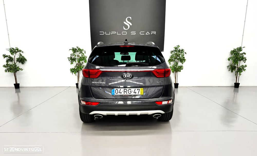 Kia Sportage 2.0 CRDI ISG GT Line - 12