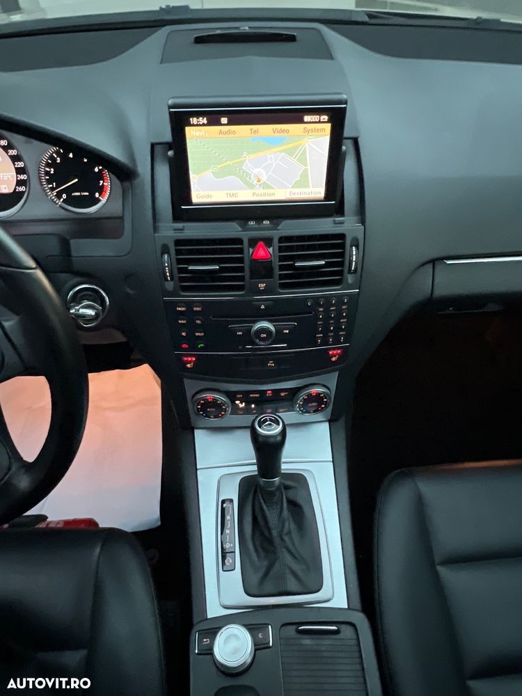 Mercedes-Benz C 280 4-Matic - 13