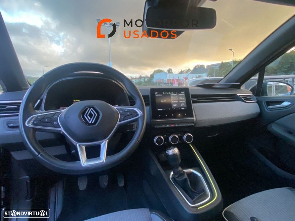 Renault Clio 1.0 TCe Techno - 8