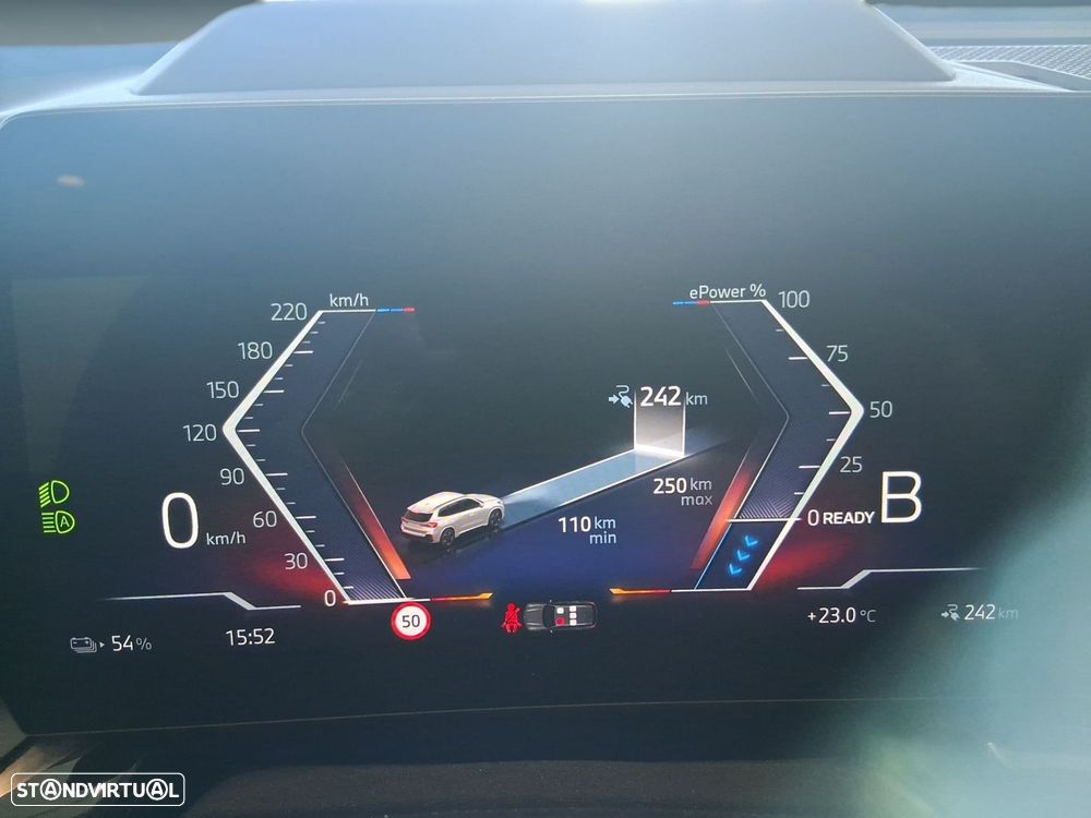 BMW iX1 eDrive20 Pack Desportivo M Pro - 16