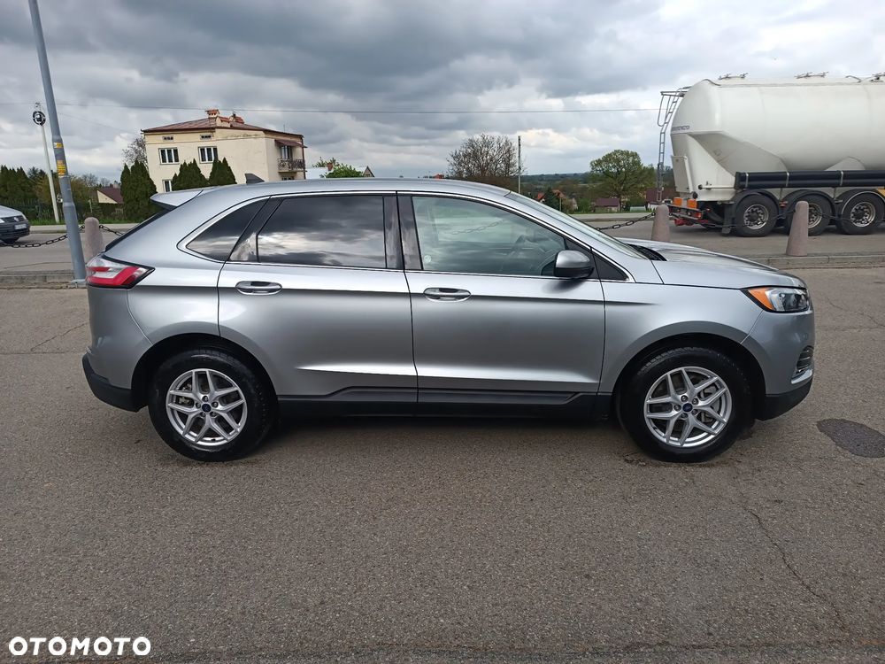 Ford Edge - 4