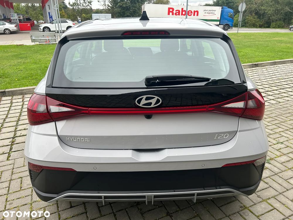 Hyundai i20 1.2 Modern - 11