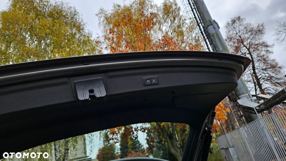 Audi Q3 35 TFSI S tronic - 17