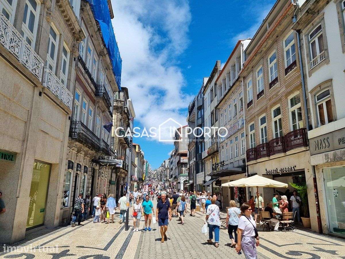 Loja junto ao Bolhão - Grande imagem: 2/10