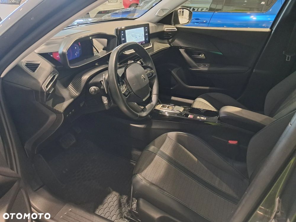 Peugeot 2008 1.2 PureTech Allure S&S EAT8 - 9