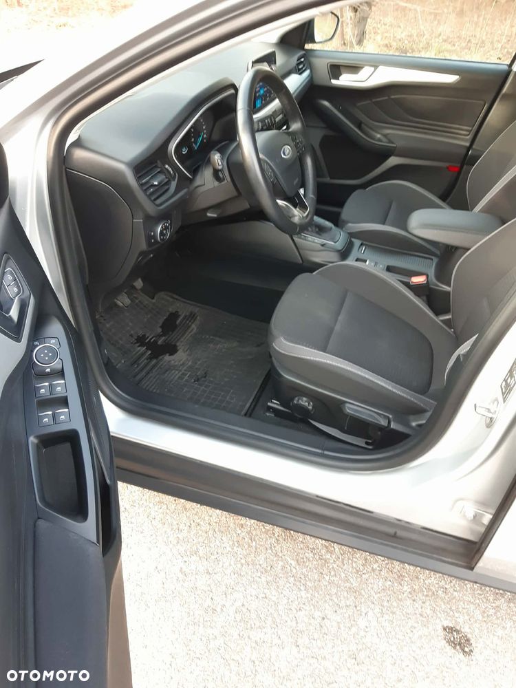 Ford Focus - 12