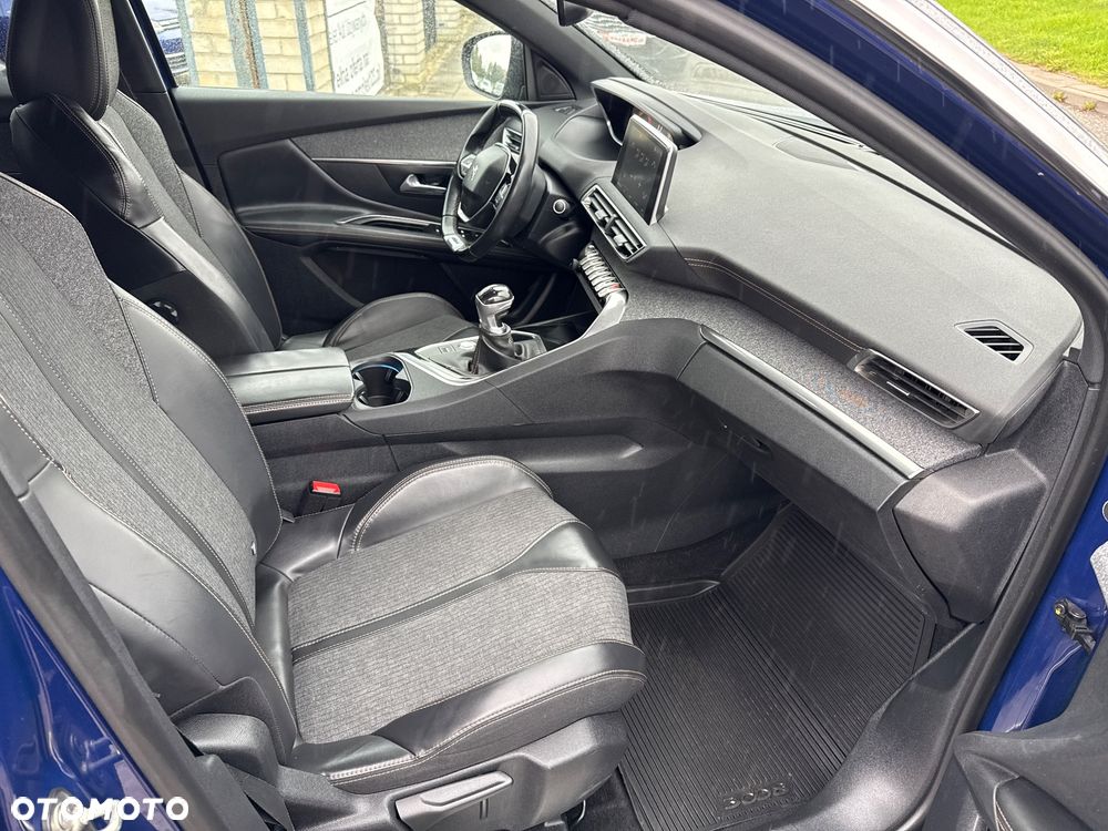 Peugeot 3008 2.0 HDi Allure - 14